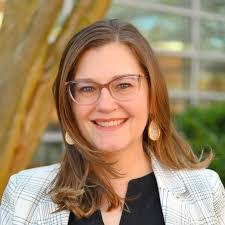 Holly Brantley's Instagram, Twitter & Facebook