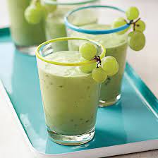 If anyone deserves to be spoiled rotten, it's a pregnant woman. Quick And Healthy Smoothie Recipes For Pregnancy Parents