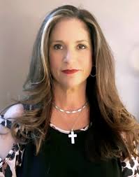 Maura Crowley's Instagram, Twitter & Facebook