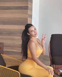 As a schoolgirl, she was very shy. Kim Kardashian S Skims Ad Has Been Pulled Amid Editing Accusations