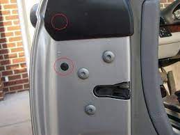 The manual unlock doesn't work either). Driver Side Door Lock Problems E46 Fanatics Forum