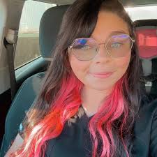 Julie Fortenberry (@julie.herring.528)