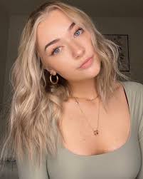 Kaylee Jennings's Instagram, Twitter & Facebook