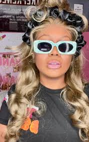 Light ash blonde 👱‍♀️ hit every time 🤎