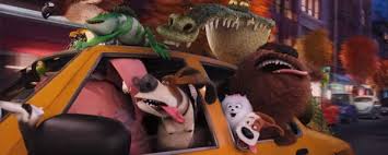 Tre piccole divertenti parabole che procedono con sicurezza e divertimento e confluiscono in un finale all'altezza. The Secret Life Of Pets 2016 Movie Behind The Voice Actors