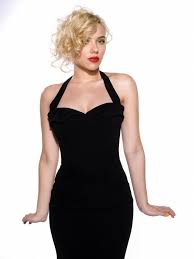 Scarlett Johansson In A Lovely Little Black Dress You Can Now Look For That Perfect Little Black Dress That Will Scarlett Johansson Scarlett Johanson Scarlett