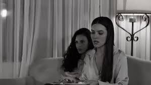 @StupidwifeUs video Tweet