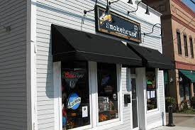 We serve bbq food at our locations in woodstock and huntley, il. Where To Eat In Woodstock The Best Restaurants And Bars