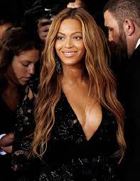 Pin Von Lee Ann Davids Auf Fashion Beyonce Frisur Beyonce Haarfarbe Haar Styling