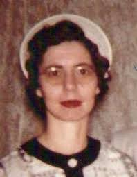 Vivian Boles's Instagram, Twitter & Facebook