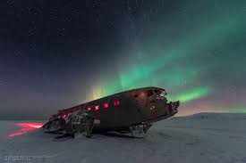 Northern Lights Over Abandoned Plane Wreck Iceland 1500 X 1001 See The Northern Lights Northern Lights New Year Images