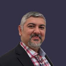 Learn about the Mentors helping entrepreneurs in our program