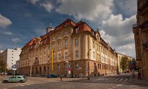 Se tilbud på puro hotel poznań stare miasto, herunder fuldt refunderbare priser med gratis afbestilling. Sad Rejonowy Poznan Stare Miasto