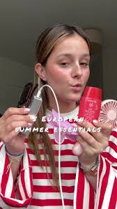 5 Essentiële Zomerproducten voor een Stralende Huid