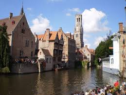 Brujas es una ciudad belga. Brujas Belgica Centro Y Barrios Meridionales
