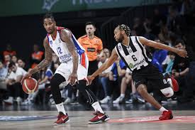 Laura natalia con urbano 19