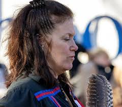 Amanda Helwig's Instagram, Twitter & Facebook