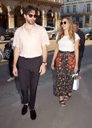 Robbie arnett biography with personal life, affair and married related information including age, height, weight, net worth, salary, education, profession, spouse, children, parents, siblings, husband, awards. Elizabeth Olsen And Robbie Arnett Celebrities Attend Christian 2