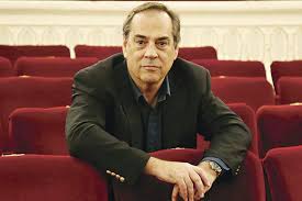 Maximiano valdés is a chilean classical musician and orchestral conductor. Maximiano Valdes No Esta Entre Mis Metas Dirigir El Teatro Municipal La Tercera