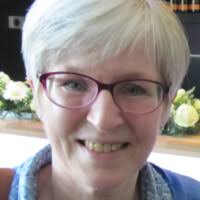 50+ perfiles de «Collier»