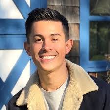 Peter Loftus's Instagram, Twitter & Facebook