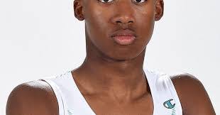 Leila Cotton's Instagram, Twitter & Facebook