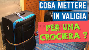 È bene portare una giacca o una felpa anche nei climi caldi, da indossare alla sera o negli ambienti climatizzati. Cosa Mettere In Valigia Per Una Crociera Crociere Fai Da Te