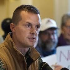 Bill Clardy's Instagram, Twitter & Facebook