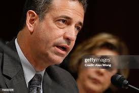 101 Armed Russ Photos & High Res Pictures