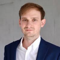 Dr. Simon Kruschinski