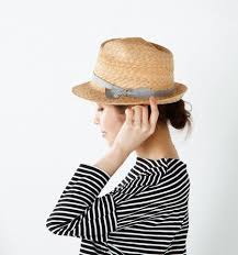 サッと被るだけでなんだかオシャレ これからの季節にオススメ 帽子 キャップ あれこれ キナリノ 夏 ファッション 帽子 おしゃれ