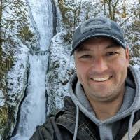 60+ "Andrew Connell" profiles