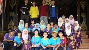 Membangun semangat perjuangan dan patriotisme c. Sekolah Pendidikan Khas Jalan Peel Kronis M