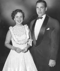 She got her start in the movies at the age of three and soon progressed. Famousfix Photo Shirley Temple And Charles Black Shirley Temple Black Shirley Temple Temple