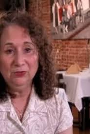 Carolyn Kitchen's Instagram, Twitter & Facebook