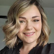 Amanda Vantreeck's Instagram, Twitter & Facebook