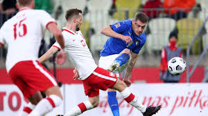 Nela, está situado o cloth hall, um posto avançado de comércio da era renascentista, e a basílica de santa maria, uma igreja gótica do século 14. Polonia Italia 0 0 Chiesa Spreca Gli Azzurri Frenano Eurosport