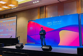 awssummit #dataprivacy #datasharing #awssummit #mercedesbenz