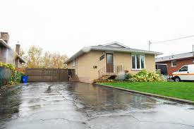 ATTENTION HOME BUYERS! New Listing Alert! 2619 Dorsett Dr has arrived to  the Sudbury market. Offering 3+1 bedrooms, 2 full bathrooms, fully fenced  yard, large rec room, new roof & much more.