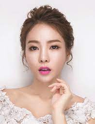 J By Loistaa Korean Bridal Hair Makeup Salons Wedding Hair And Makeup Bridal Hair And Makeup Wedding Makeup Looks