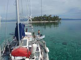 Mais pour les cadors du circuit comme pour tous les autres, il s'agira de traverser l'atlantique en figaro 3, une première pour ce plan vplp doté de foils. Un Tour Du Monde En Voilier Et En Famille
