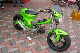 Modifikasi tersebut dilakukan oleh bro hermanto lie, cowok asal sambas kalimantan barat. Modifikasi Honda C70 Fur Android Apk Herunterladen