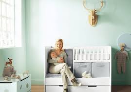 Une décoration bébé originale sur le thème avion et nuage, pour rêver d'aventure et de voyage. Deco Mur Chambre Bebe 50 Idees Charmantes