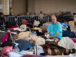 Festive event at Santa Ana homeless shelter works to develop the trust of a  community in need
