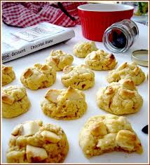Cookies Chocolat Blanc Et Feve Tonka La Petite Patisserie D Iza Cookies Chocolat Cookies Chocolat Blanc Et Chocolat Blanc
