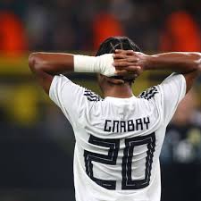 Auch serge gnabry ist wieder zurück beim fc bayern. Dfb Nationalmannschaft Ohne Serge Gnabry In Der Startelf Gegen Estland