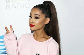 Ariana grande sporting engagement ring before announcement & we missed it! Ariana Grande S Engagement Ring From Pete Davidson Cost Almost 100 000 Billboard Billboard