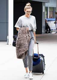 12 Insanely Stylish Celebrity Airport Arrivals Celebrity Airport Style Gigi Hadid Street Style Hadid Style