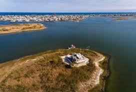@marty888nyc i would love to see this in person so since thats not going to happen, at least not for long time. The Island Brokers Are Overwhelmed The New York Times