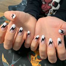Nicole Gutierrez On Instagram White Lightning For Slstonehouse Incredible Nails Nailart Nailporn Nails Lightning Nails Swag Nails Nails
